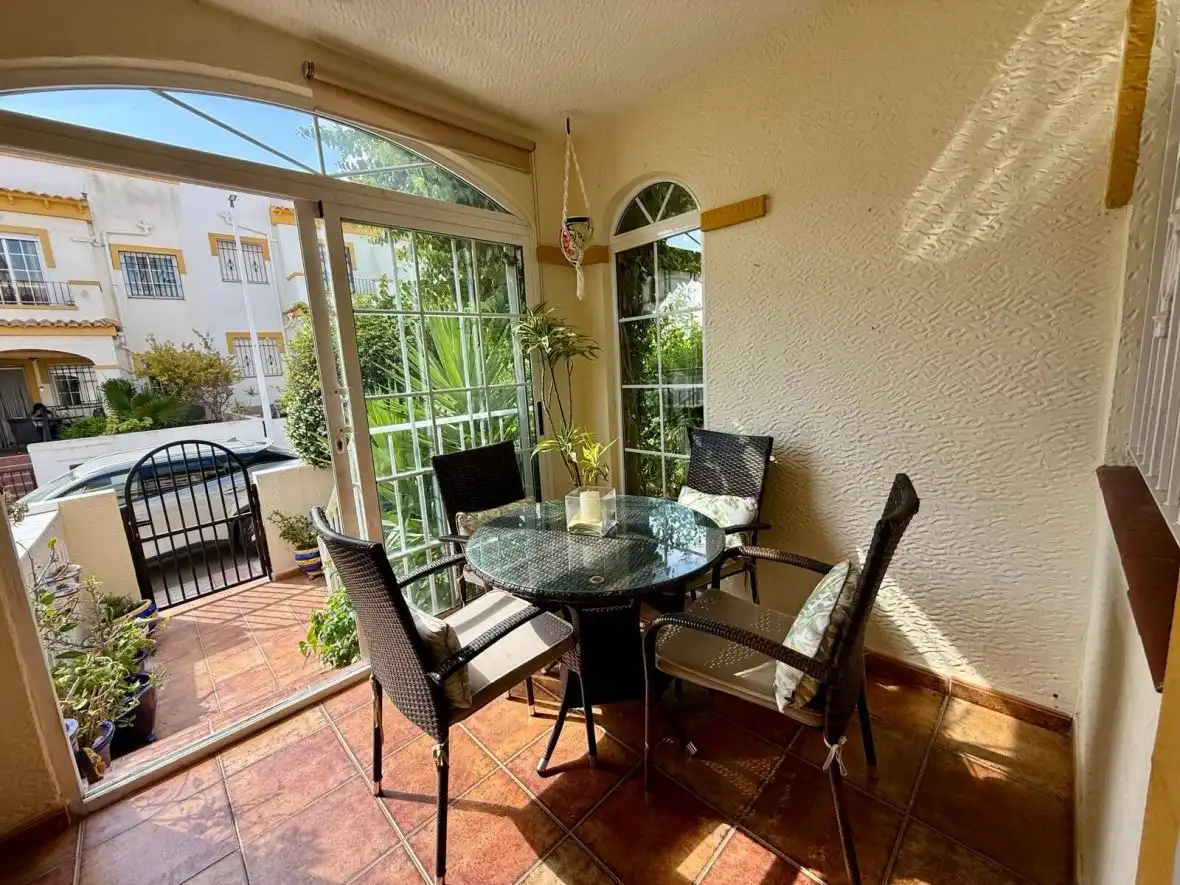 Terrasse von Wohnungen zum Verkauf in Santa Pola mit Heizung, Terrasse und Schwimmbad