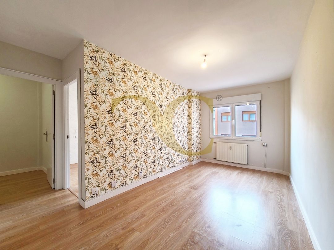 Living room of Flat for sale in Oviedo   with Heating and Private garden