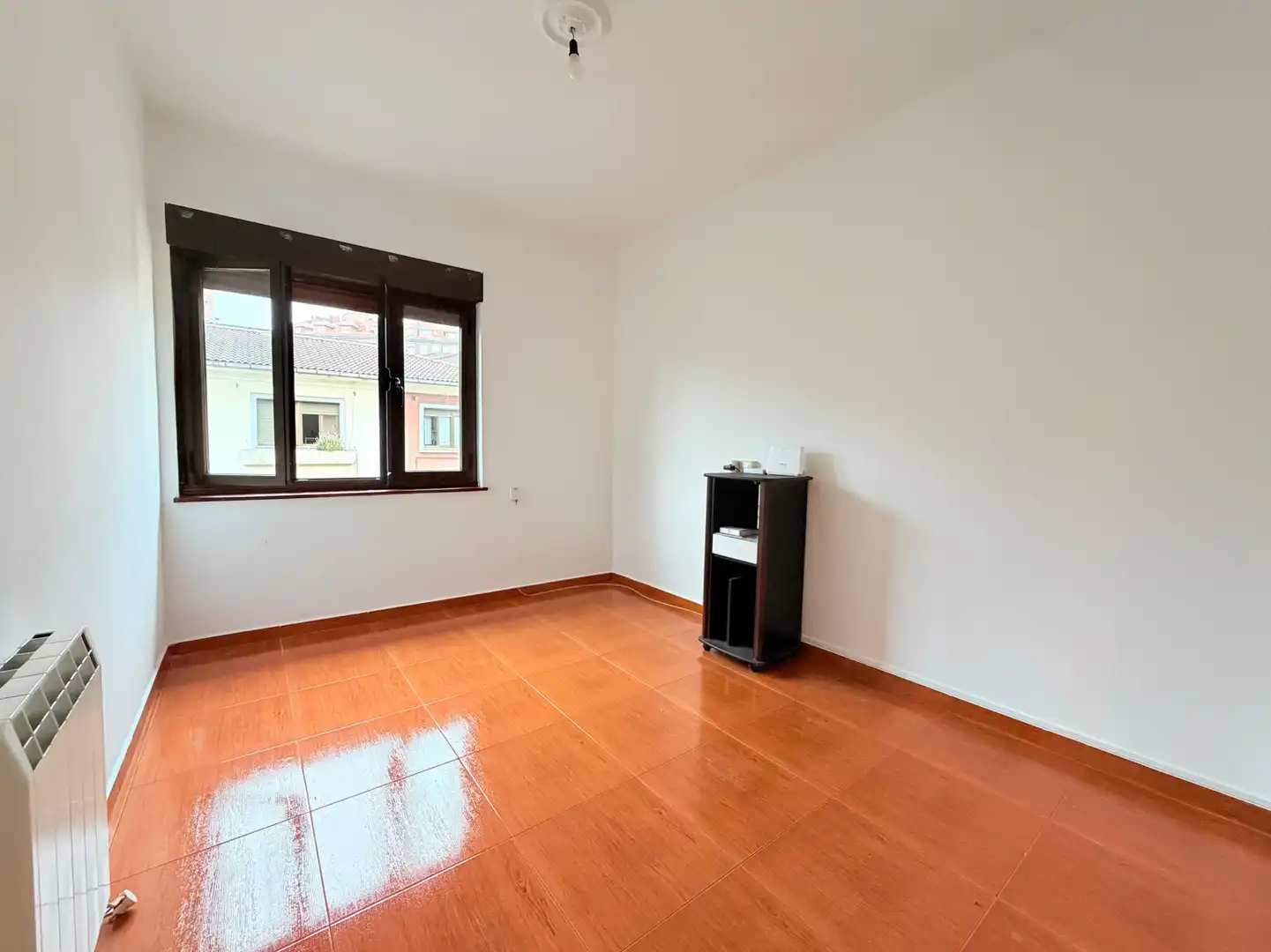 Schlafzimmer von Wohnung zum Verkauf in Avilés mit Heizung und Abstellraum