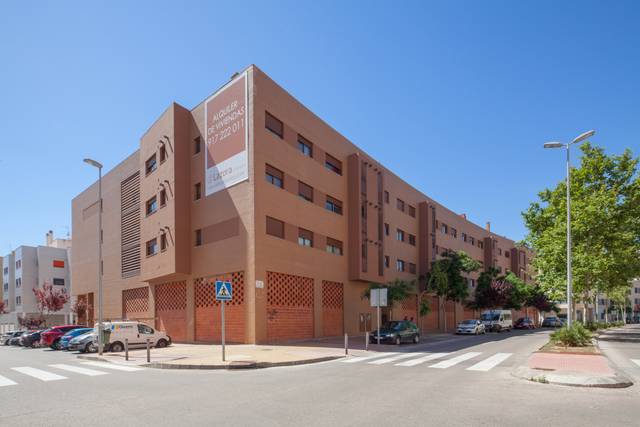 Piso en Alquiler en Carrer de Honori García García, 27 en Estación - Universidad