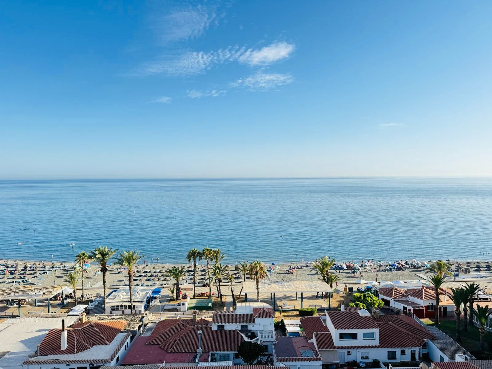 Vista exterior de Pis en venda en Torrox amb Piscina comunitària