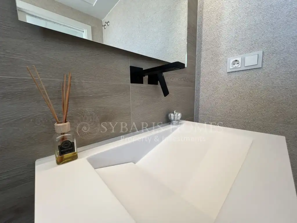 Baño de Ático en venta en Dénia con Piscina comunitaria