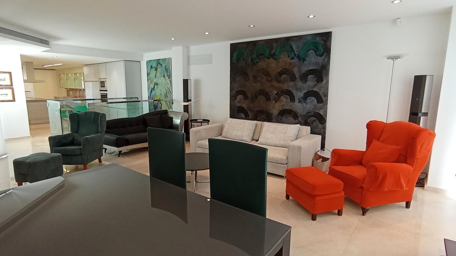 Sala d'estar de Dúplex de lloguer en  Valencia Capital amb Aire condicionat, Calefacció i Terrassa