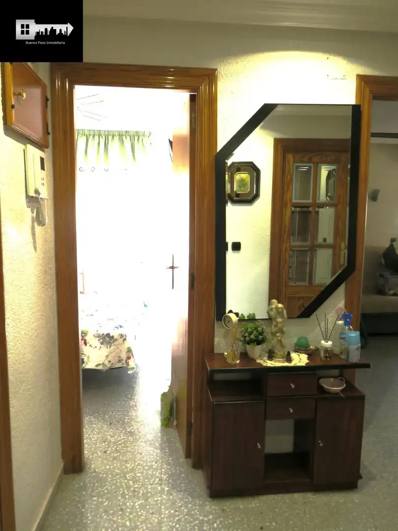 Piso en venta en Alicante / Alacant con Aire acondicionado, Calefacción y Jardín privado