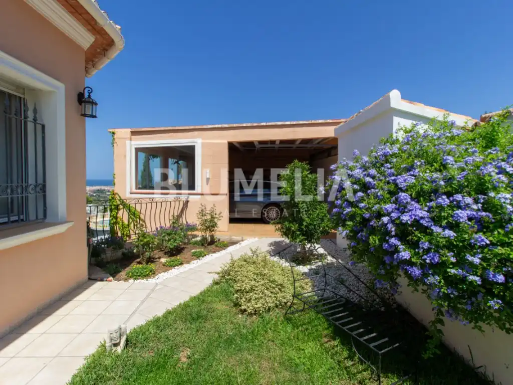 Houses for sale in Calle Hebe, La Pedrera - Vessanes