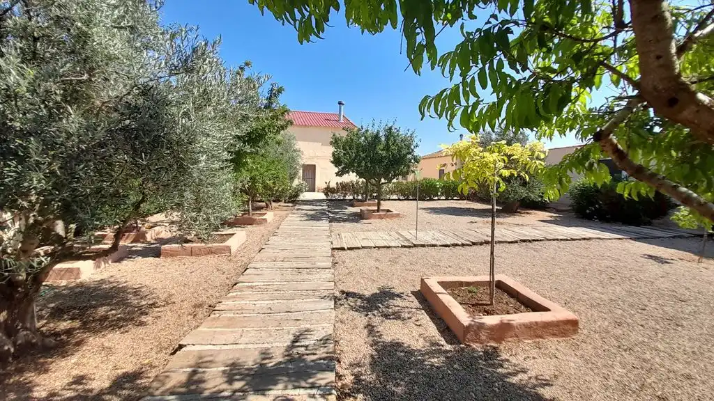Jardín de Finca rústica en venta en Munera