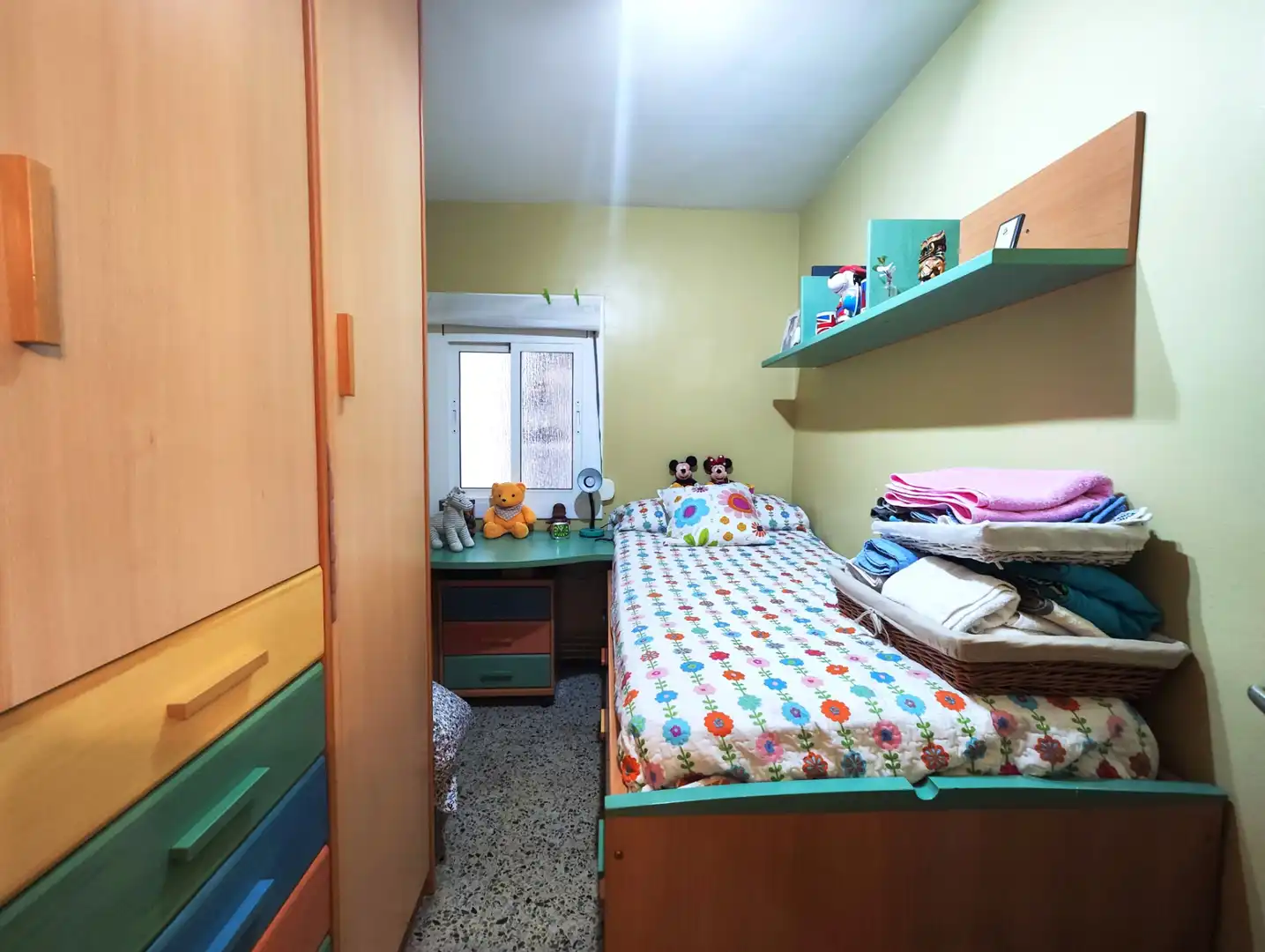 Dormitori de Pis en venda en Terrassa amb Aire condicionat, Calefacció i Balcó