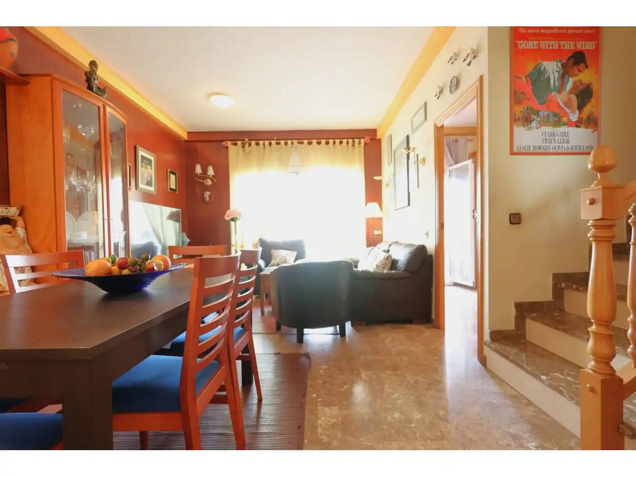 Maisonette zum Verkauf in L'Hospitalet de Llobregat mit Klimaanlage, Heizung und Terrasse