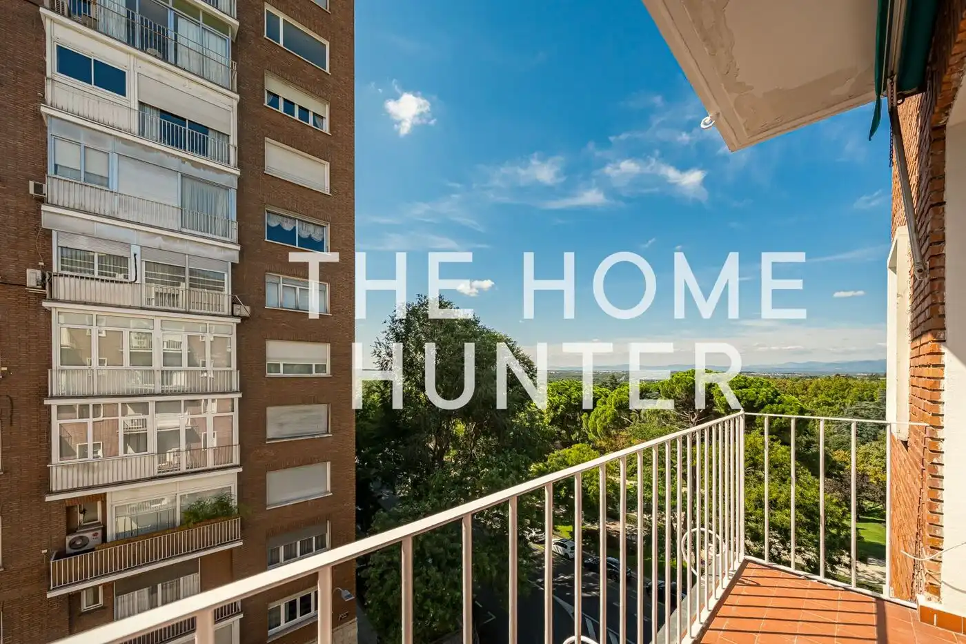 Außenansicht von Wohnung zur Miete in Madrid mit Klimaanlage, Heizung und Terrasse
