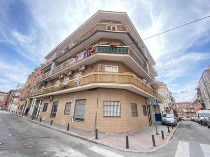 Vista exterior de Pis en venda en  Madrid Capital amb Calefacció i Balcó