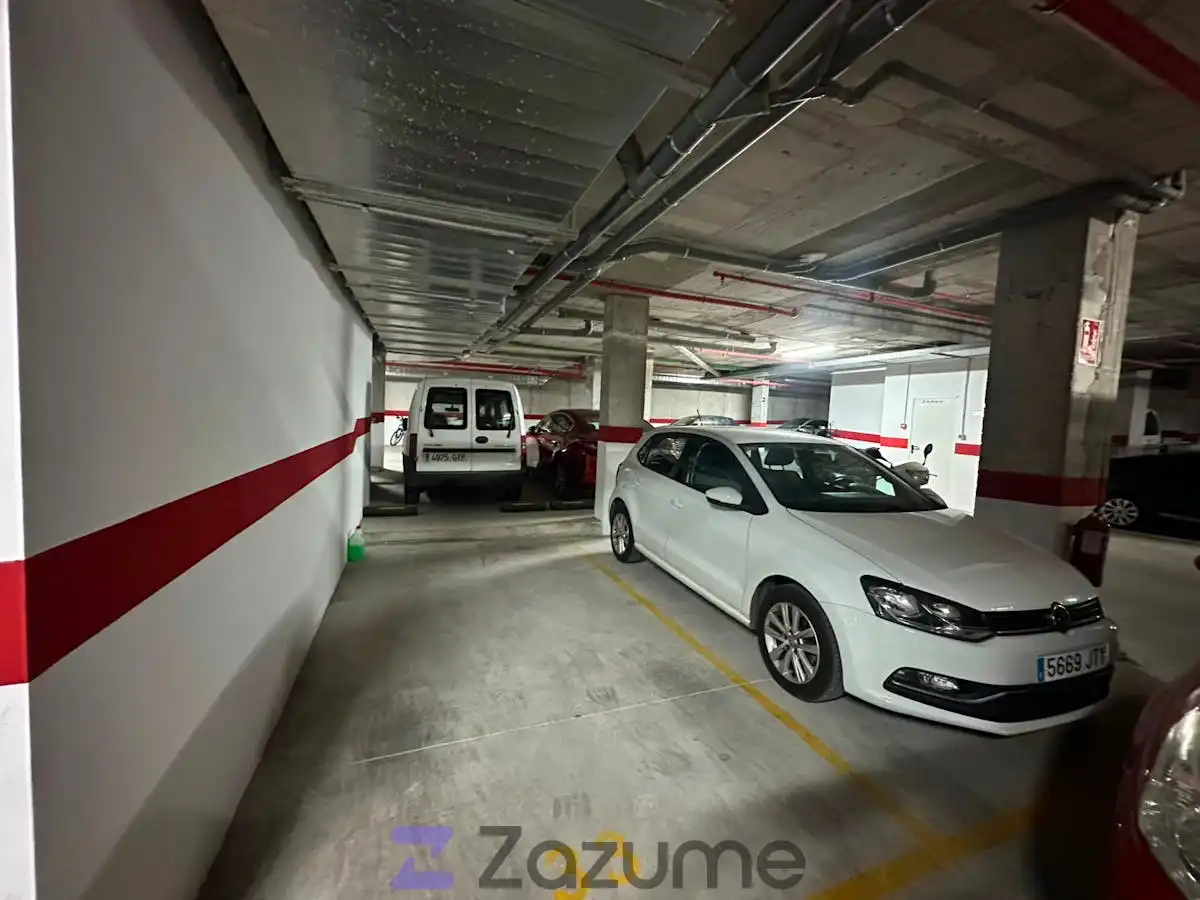 Aparcament de Loft de lloguer en Mijas amb Aire condicionat, Calefacció i Parquet
