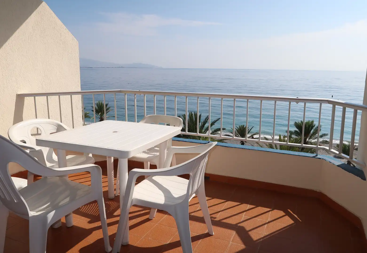 Terrasse von Wohnungen zur Miete in Almuñécar mit Terrasse, Möbliert und Ofen