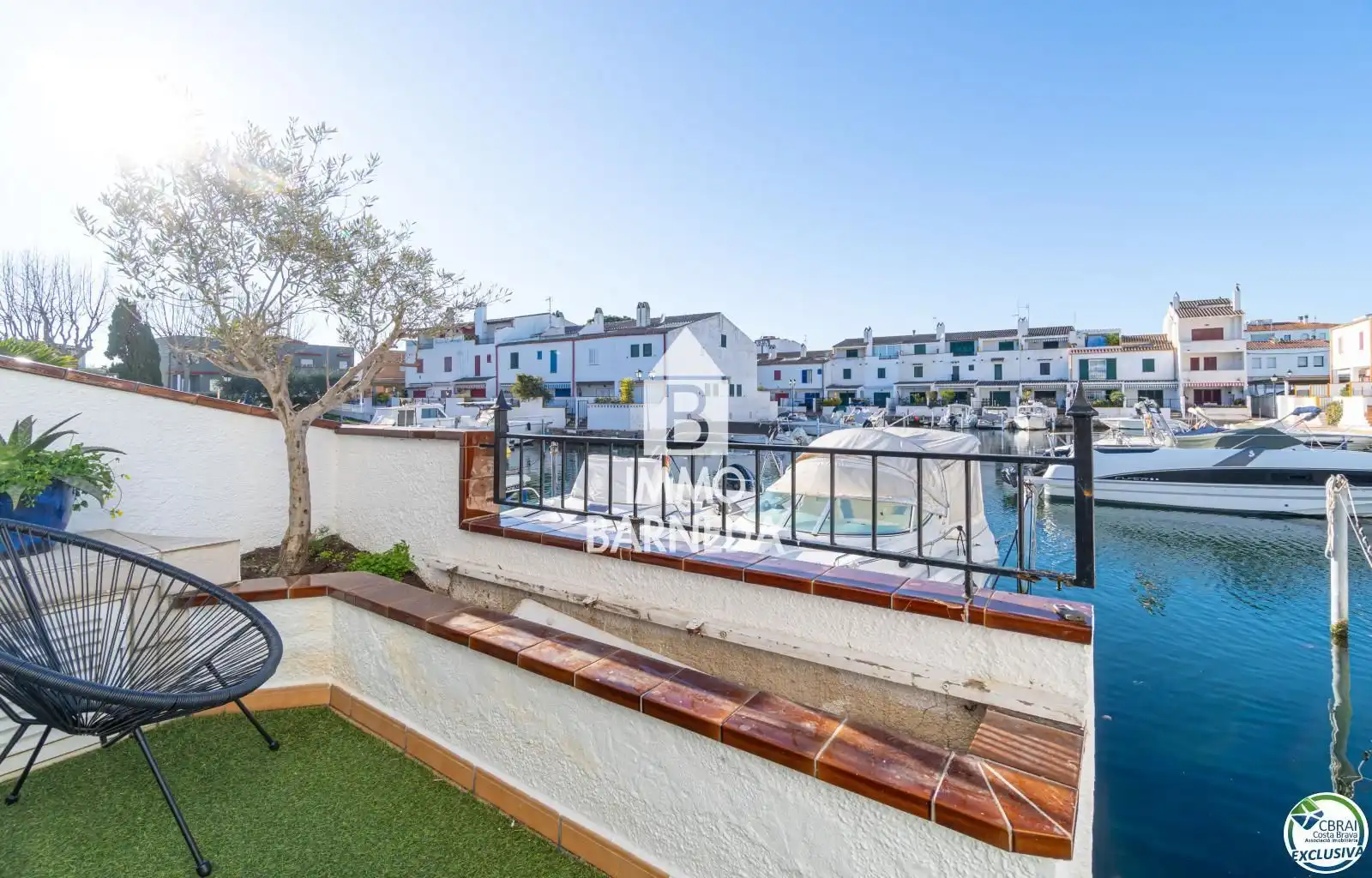 Exterior view of Houses for sale in Empuriabrava  with Air Conditioner, Heating and Terrace