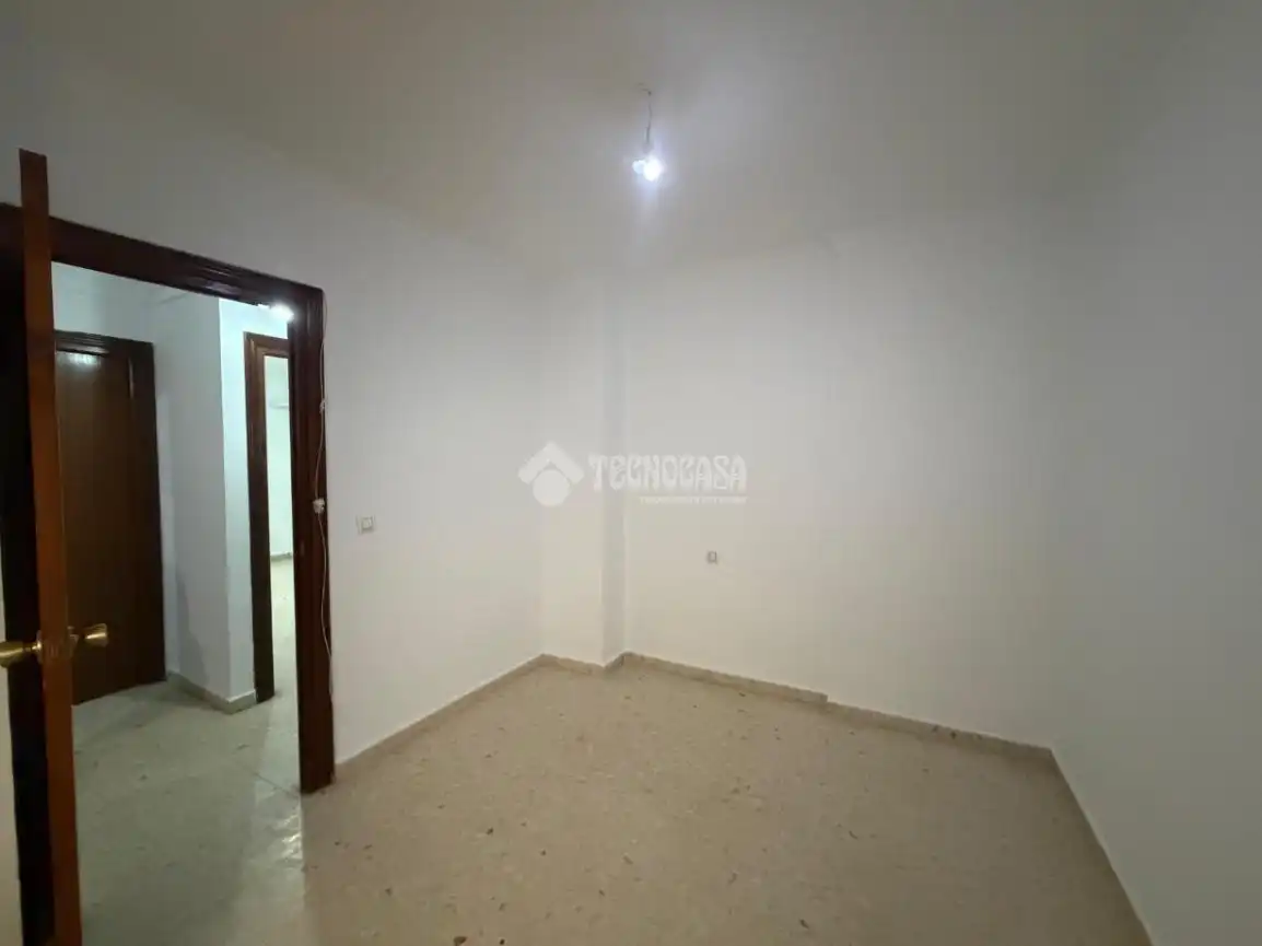 Schlafzimmer von Wohnung zum Verkauf in Torreblascopedro mit Klimaanlage