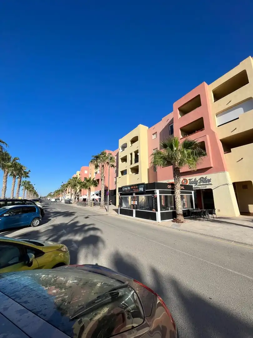 Local comercial de lloguer a Calle Lilo, imagen 6
