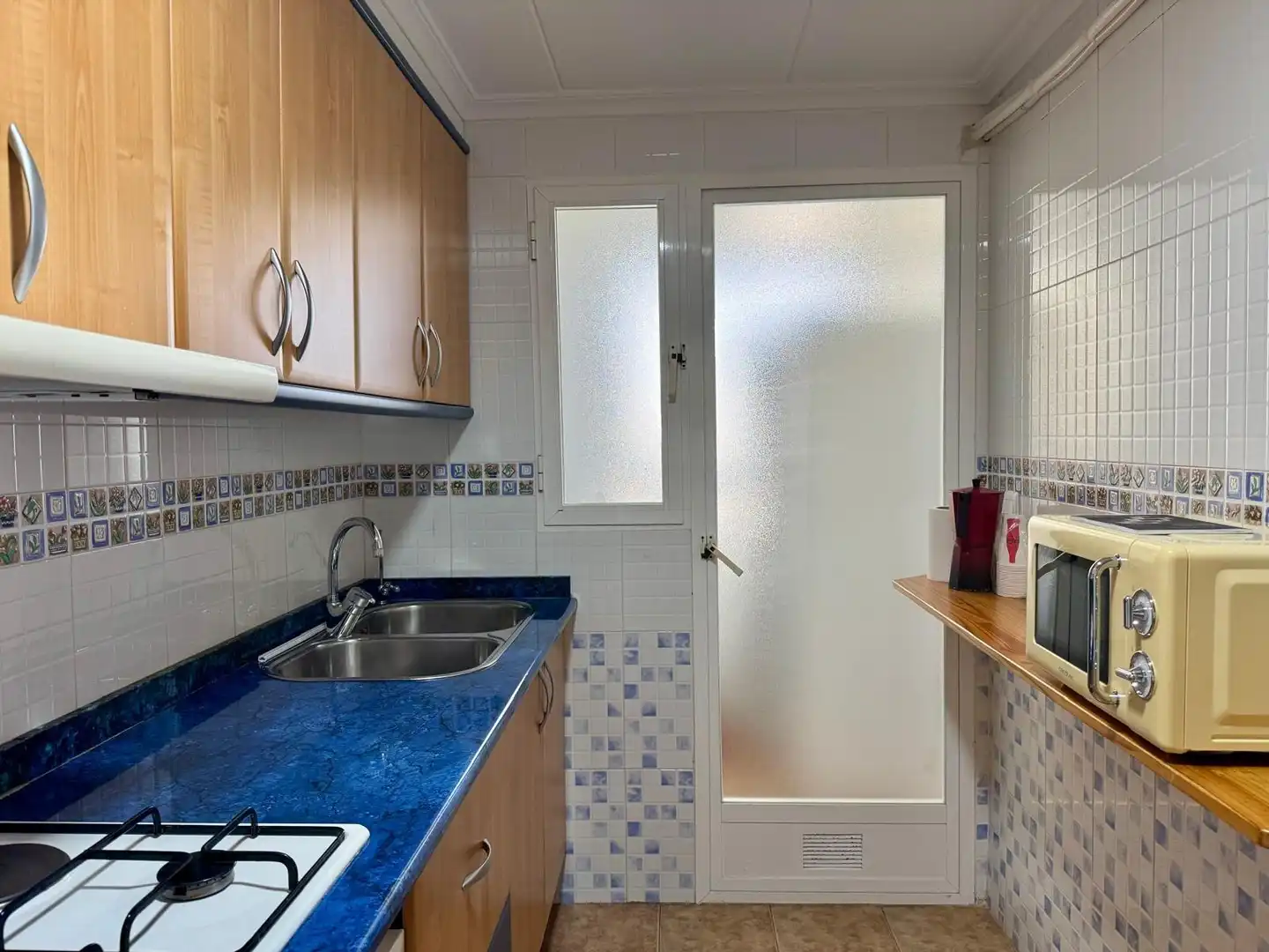 Kitchen of Apartments for rent in Alicante / Alacant  with Air Conditioner, Furnished and Community pool