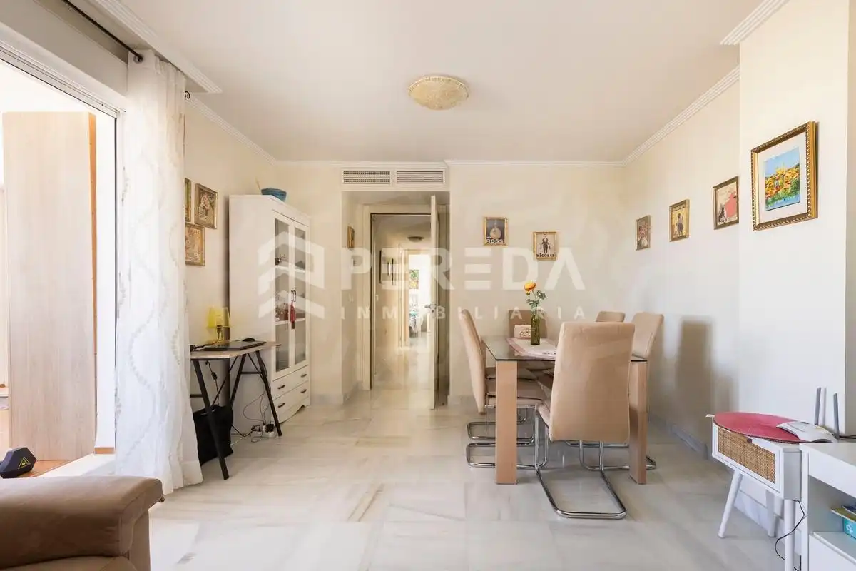 Esszimmer von Wohnung zum Verkauf in Roquetas de Mar mit Klimaanlage, Privatgarten und Terrasse