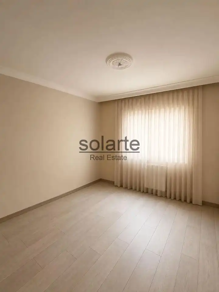 Flat with lift for sale in calle de l'Aprestadora