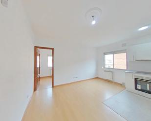 Living room of Flat to rent in  Madrid Capital  with Heating, Oven and Pets allowed