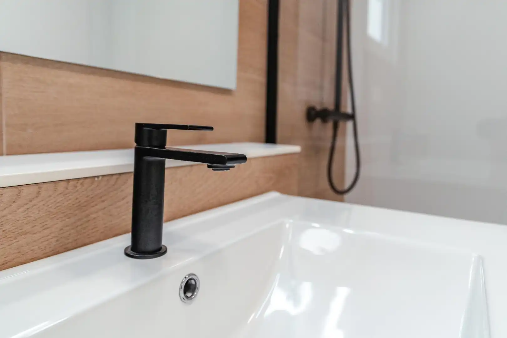 Badezimmer von Wohnung zum Verkauf in Tarragona mit Klimaanlage und Balkon