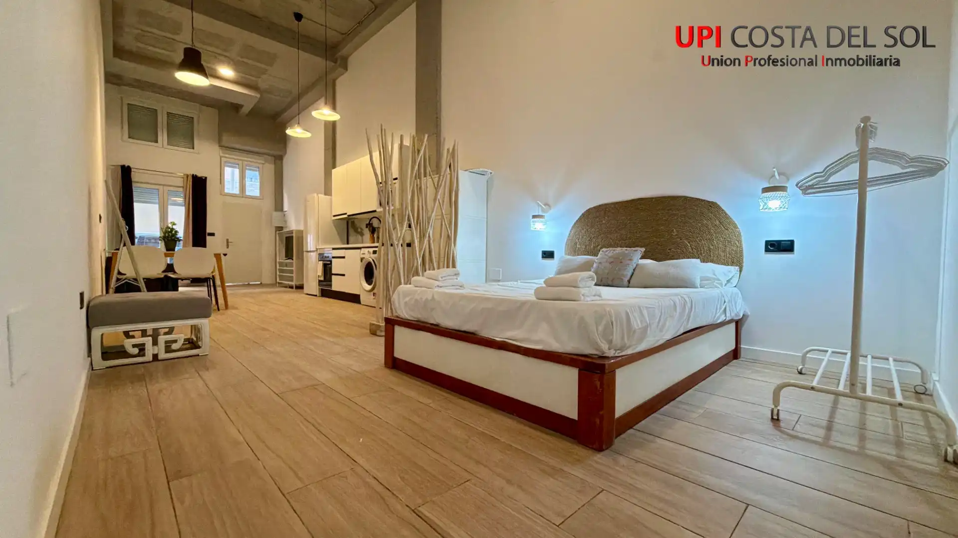 Habitación de Apartamento en venta en Torremolinos con Aire acondicionado, Calefacción y Horno