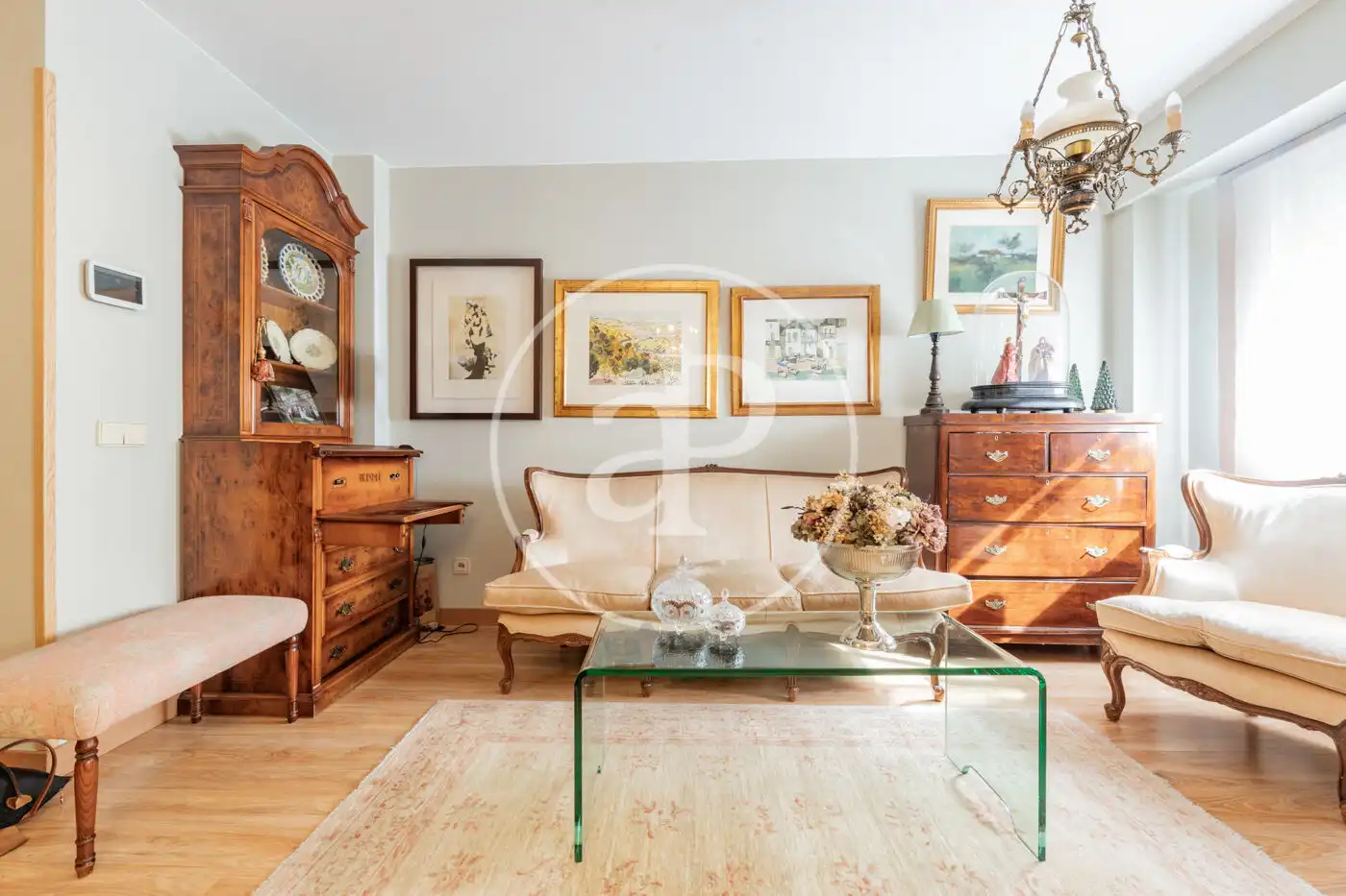 Sala de estar de Casa adosada en venta en Madrid con Aire acondicionado, Calefacción y Jardín privado