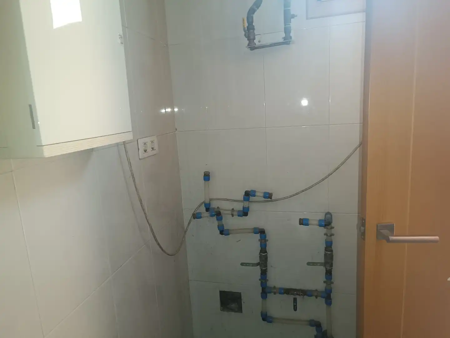 Bathroom of Detached homes for sale in Sabadell  with Private garden, Parquet flooring and Swimming Pool
