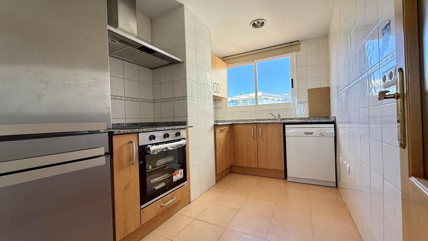 Kitchen of Attic for sale in Paterna  with Parquet flooring, Terrace and Storage room