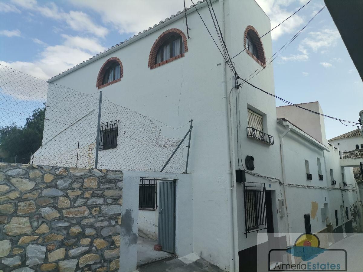 Vista exterior de Casa o xalet en venda en Urrácal