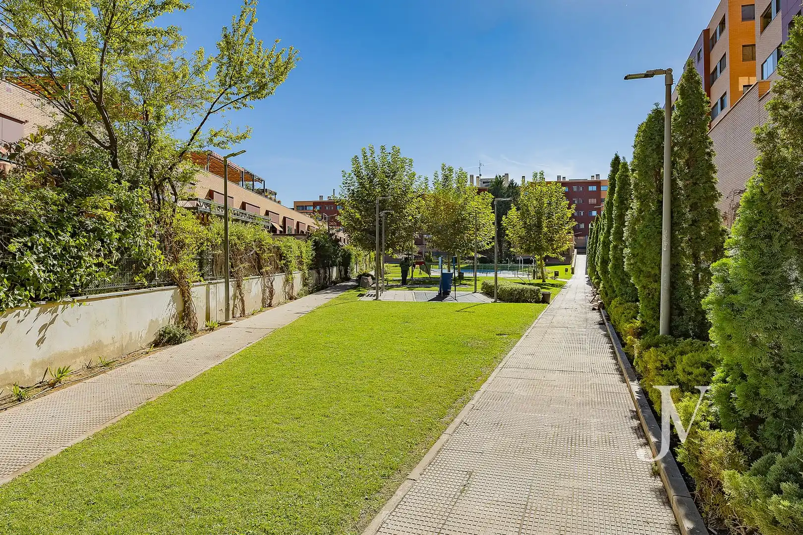 Casa aparellada amb terrassa en venda a Dehesa Vieja - Puente Cultural, imagen 25