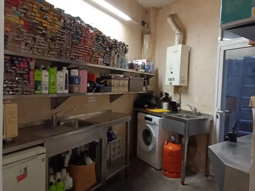 Cocina de Local en traspaso en Madrid con Aire acondicionado, Amueblado y Internet