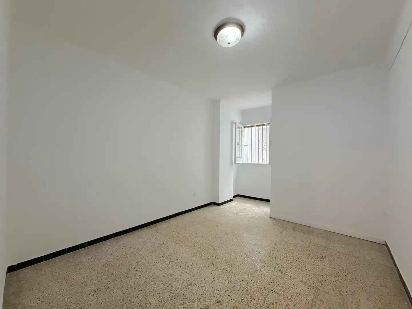 Flat for sale in Carrer de Mireia, imagen 4