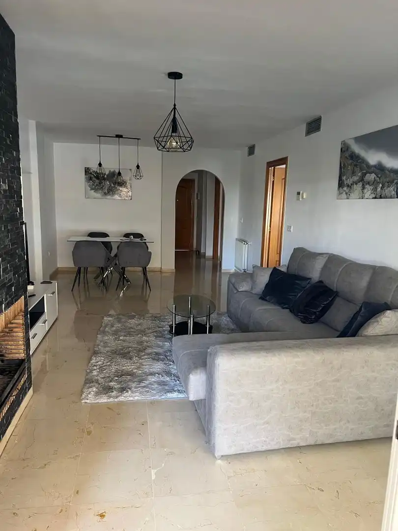 Wohnzimmer von Wohnungen zur Miete in San Pedro de Alcántara