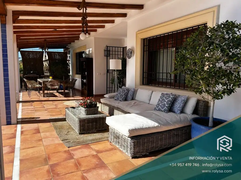 Casa o chalet en venta en Alcolea