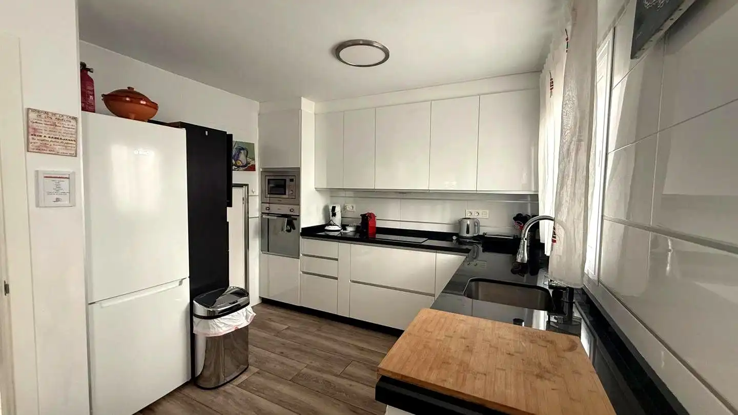 Cocina de Casa adosada en venta en Málaga con Aire acondicionado y Piscina comunitaria