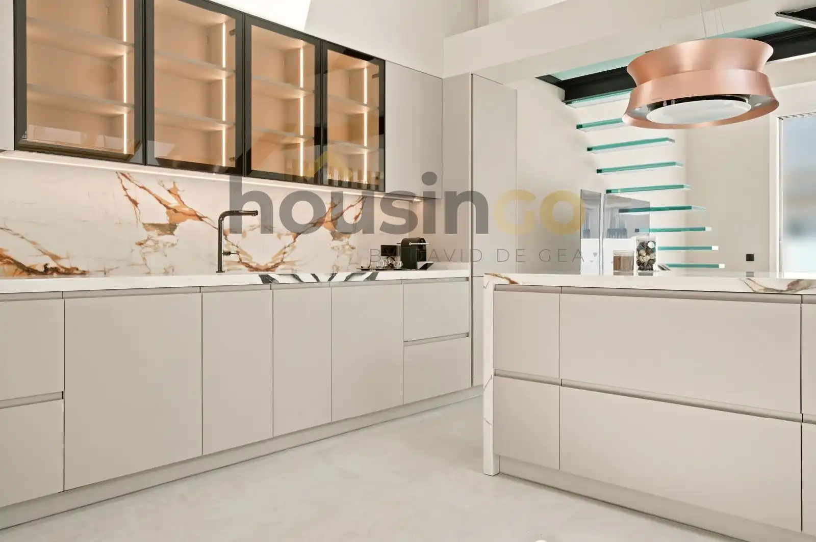Cocina de Ático en venta en Madrid con Aire acondicionado, Calefacción y Terraza