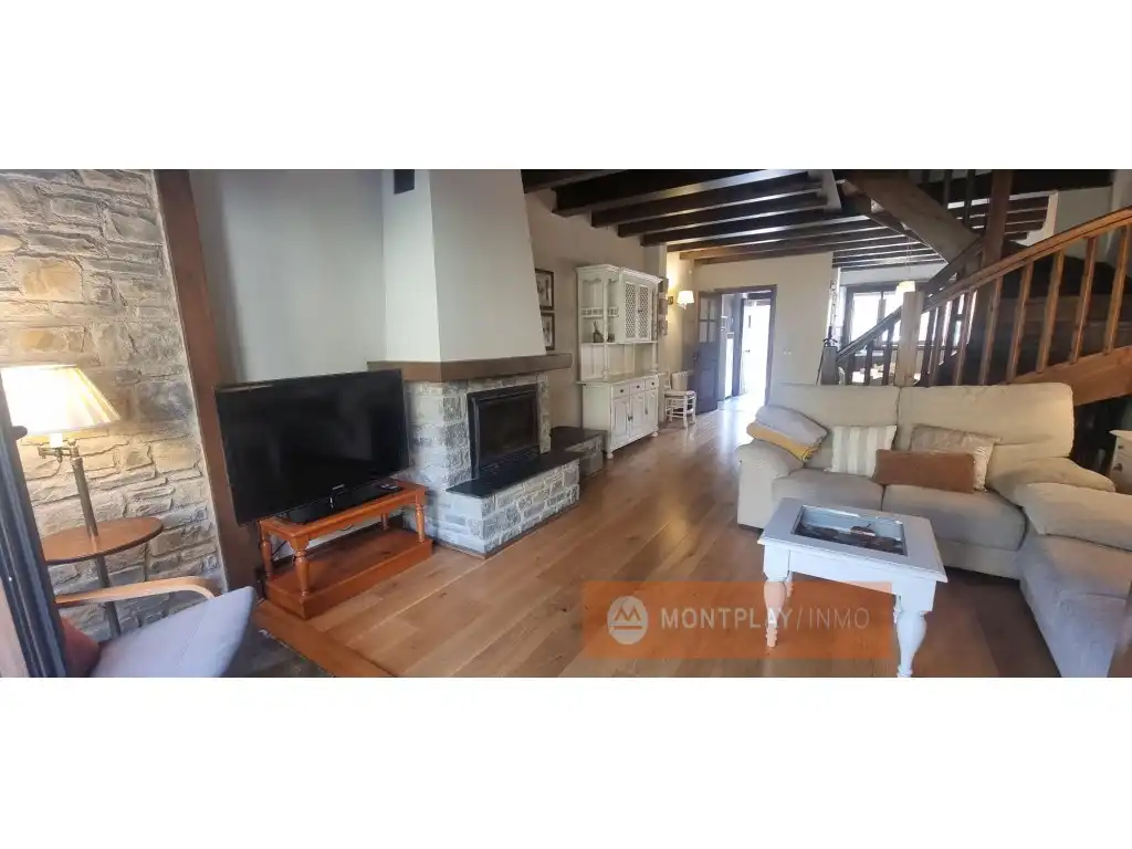 Sala de estar de Casa adosada en venta en Naut Aran