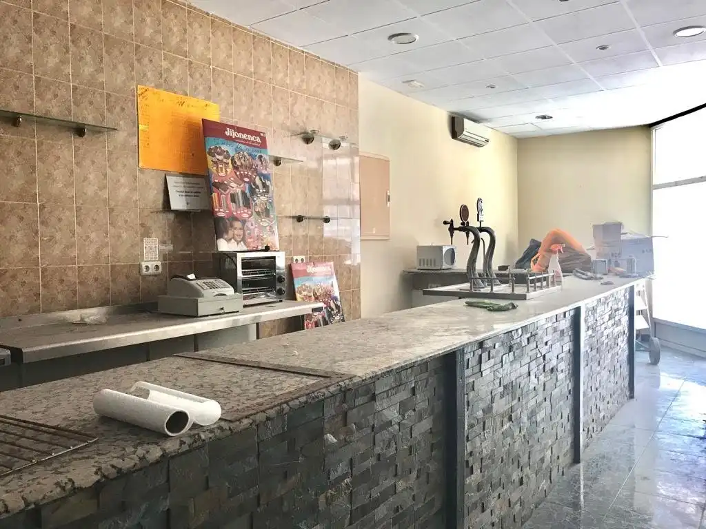 Business premises for sale in Casco Antiguo