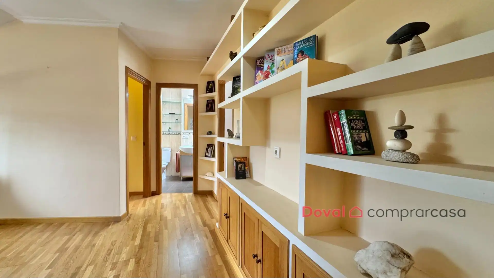 Wohnung zum Verkauf in Tui mit Heizung, Abstellraum und Möbliert
