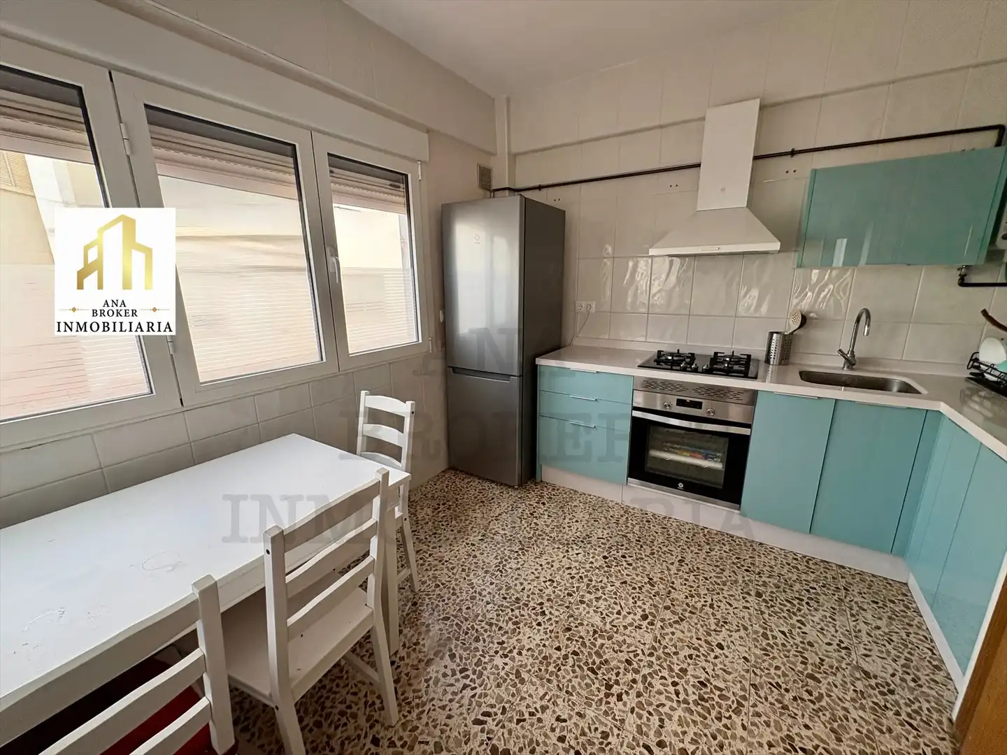 Kitchen of Flat for sale in Ronda  with Furnished