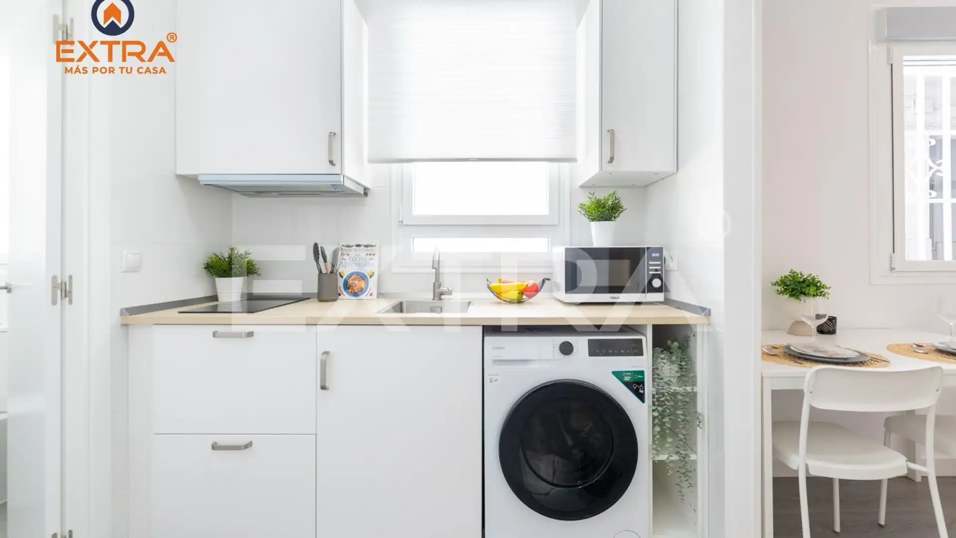 Kitchen of Flat for sale in  Madrid Capital  with Air Conditioner and Furnished