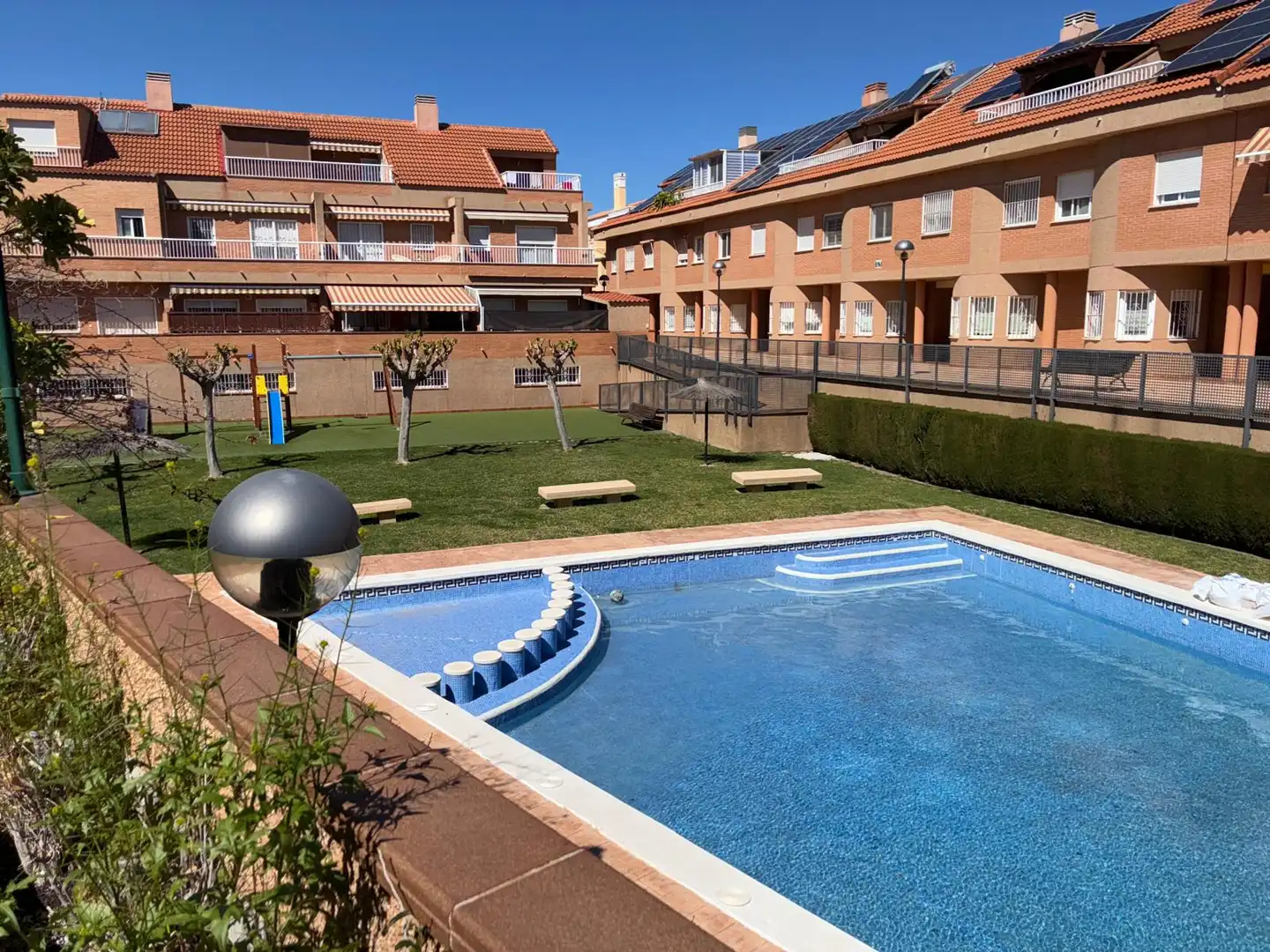 Piscina de Casa o chalet en venta en Alicante / Alacant con Aire acondicionado, Calefacción y Terraza