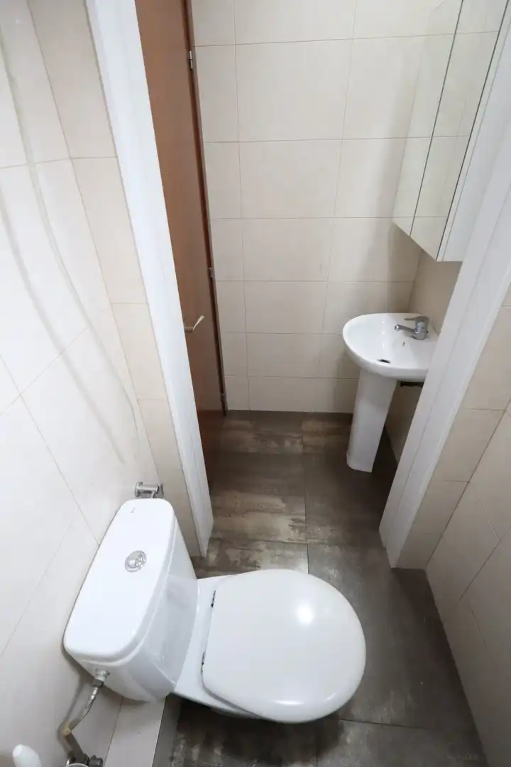 Bathroom of Flat for sale in Barcelona  with Balcony