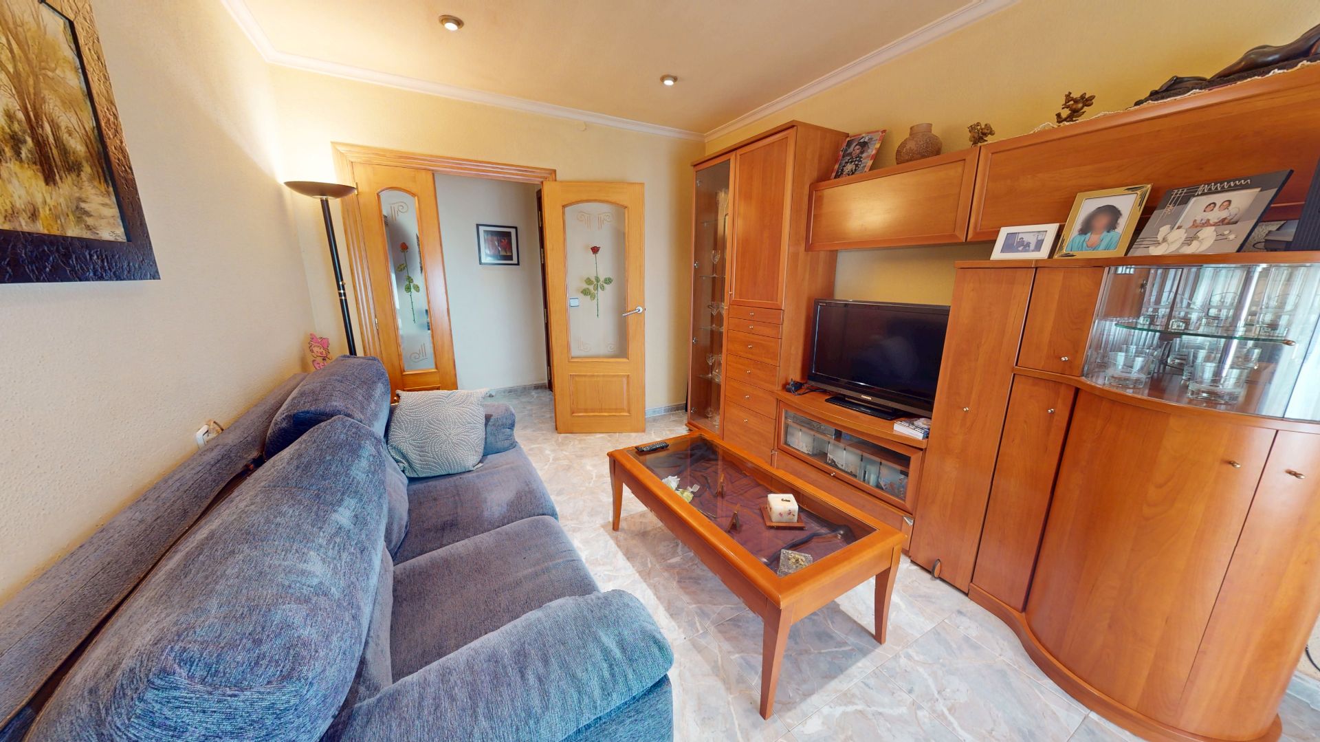 Living room of Flat for sale in Elda  with Air Conditioner, Furnished and Balcony