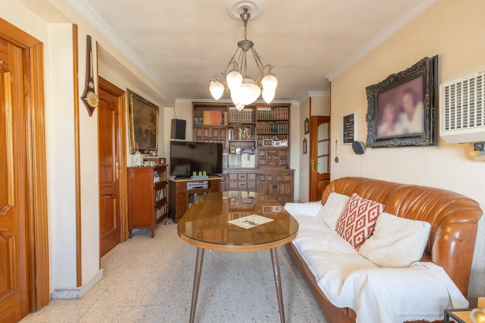 Sala de estar de Piso en venta en Granada con Aire acondicionado, Calefacción y Balcón