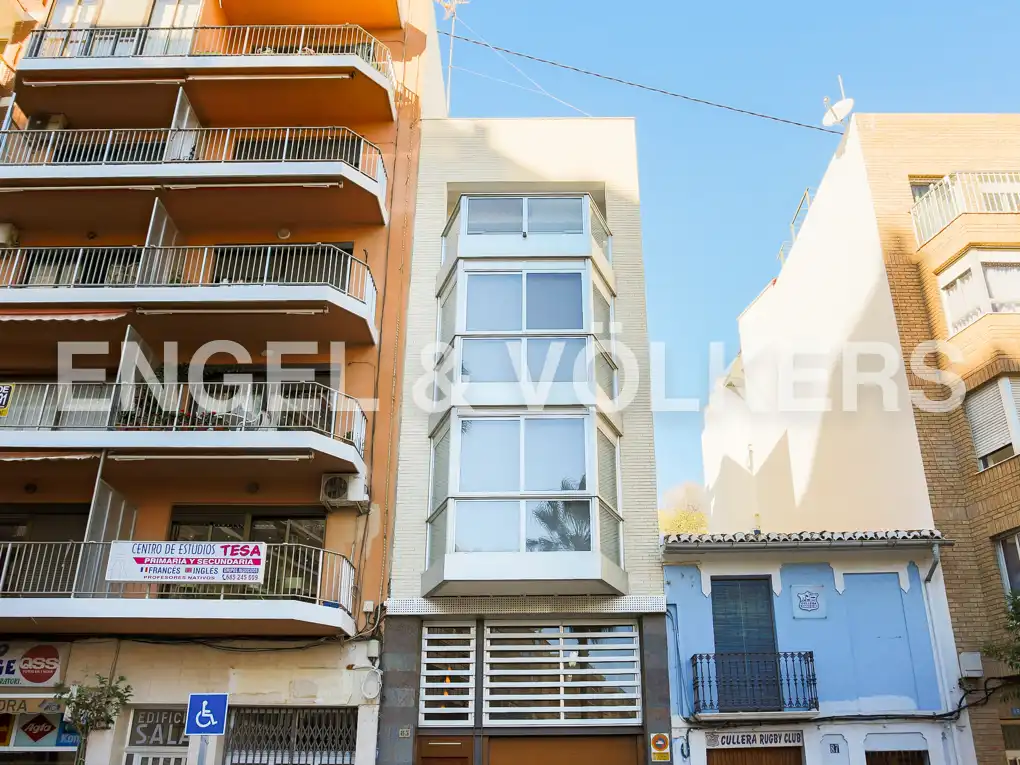 Vista exterior de Casa o chalet en venta en Cullera con Calefacción, Terraza y Jacuzzi