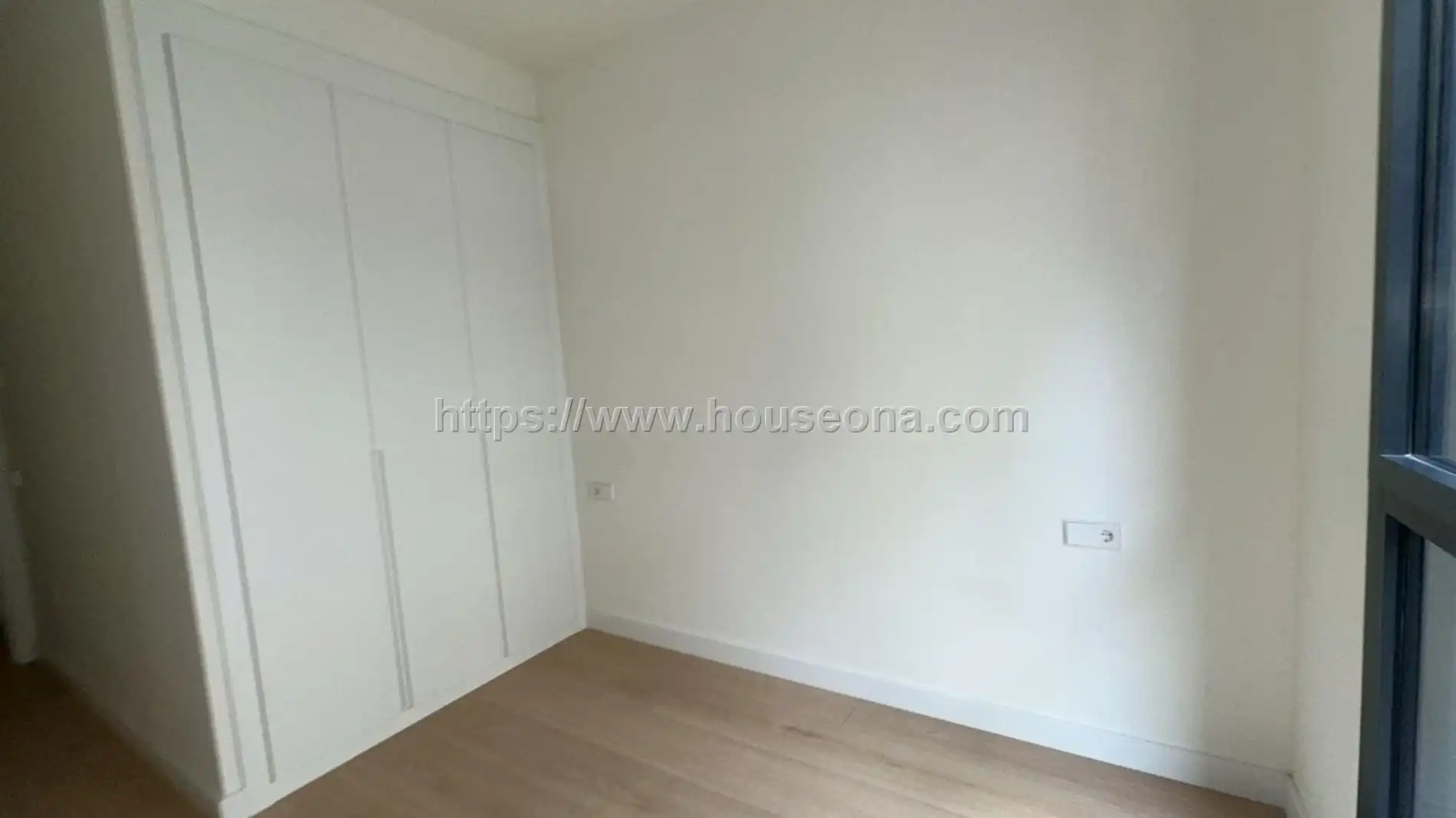 Habitación de Piso de alquiler en Bilbao  con Terraza, Trastero y Balcón