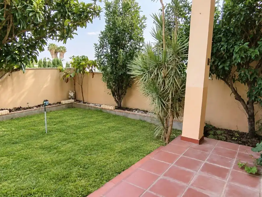 Terrassa de Casa o xalet en venda en La Línea de la Concepción amb Aire condicionat