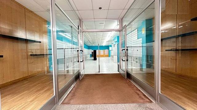 Local comercial en Venta en Rúa Andrés Gaos, 13 en Agra del Orzán - Ventorrillo