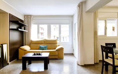Living room of Flat for sale in Terrassa  with Air Conditioner, Terrace and Furnished